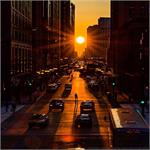 Astronomy Picture of the Day: Chicagohenge: Equinox in an Aligned City