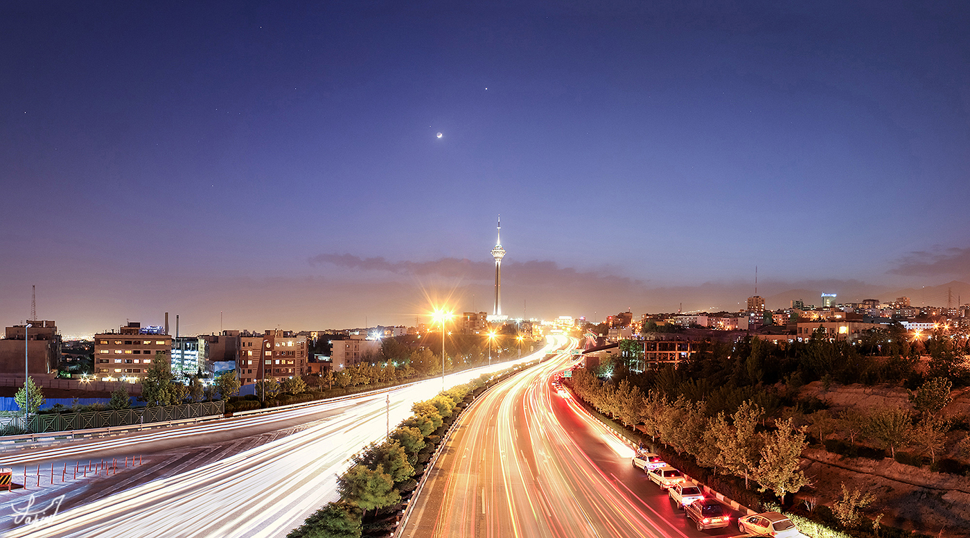 آسمان کویر لوت در شب