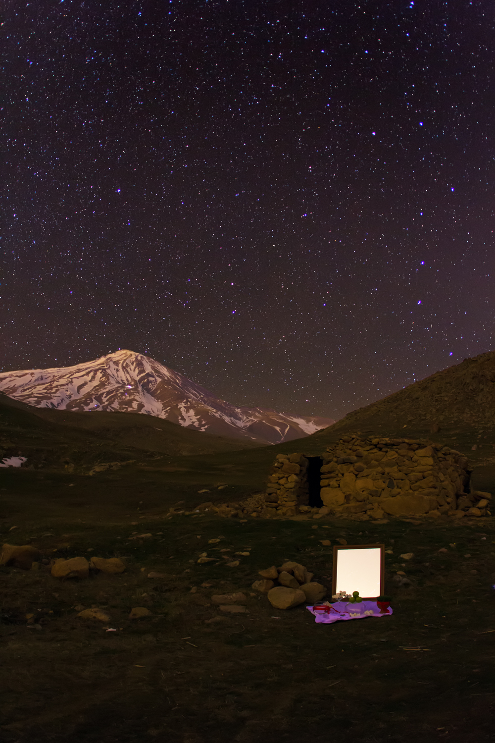 آسمان کویر لوت در شب