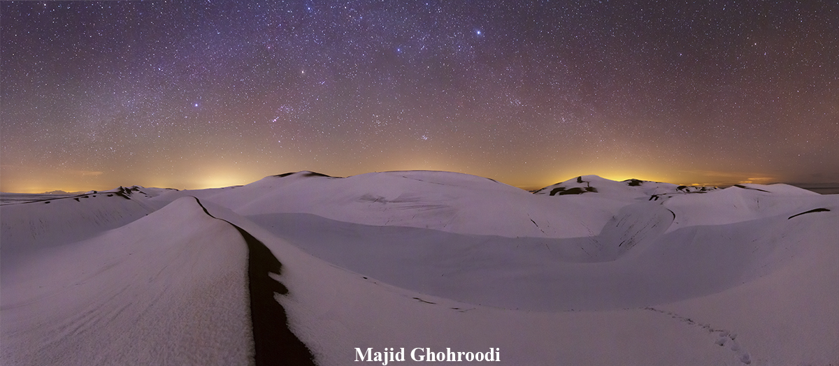 آسمان کویر لوت در شب