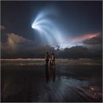 Astronomy Picture of the Day: Skygazers on the Beach