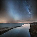 Astronomy Picture of the Day: Dueling Bands in the Night